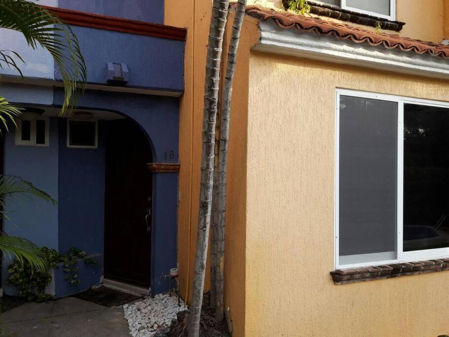 Cozy Townhouse In Great Location Appartement Cancún Buitenkant foto