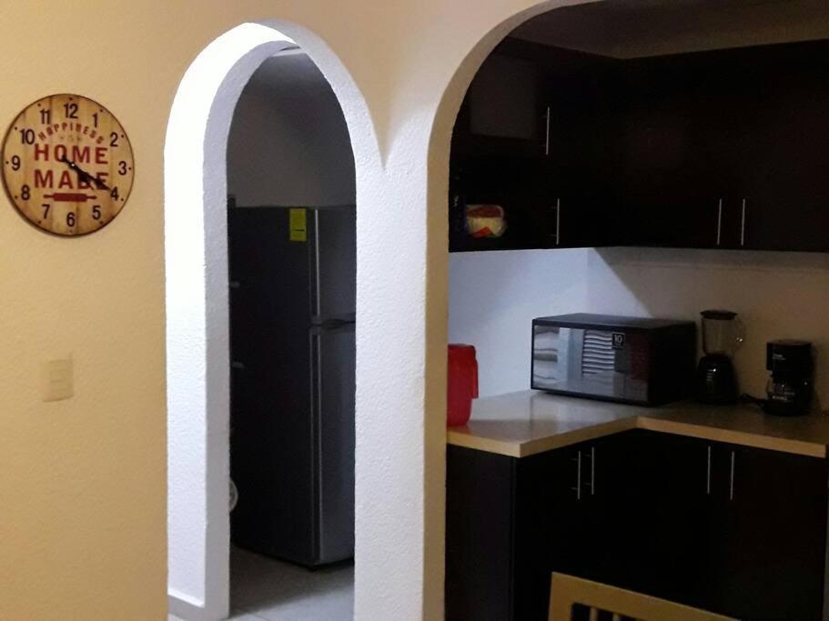 Cozy Townhouse In Great Location Appartement Cancún Buitenkant foto