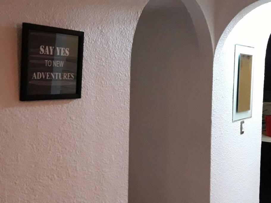 Cozy Townhouse In Great Location Appartement Cancún Buitenkant foto